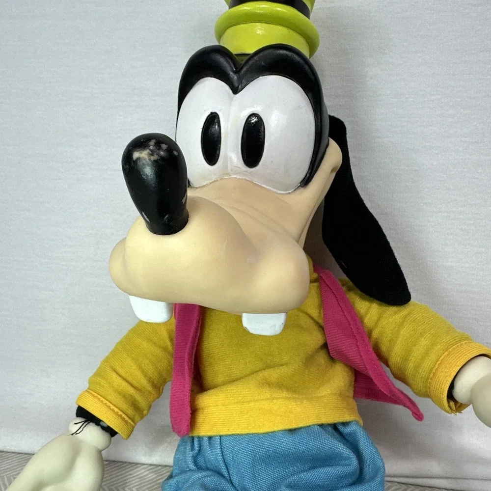 Vintage 1990s Disney Goofy Mouseketoys Vinyl‎ Head Hand Doll Toy 16